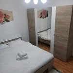 Apartment Luka House